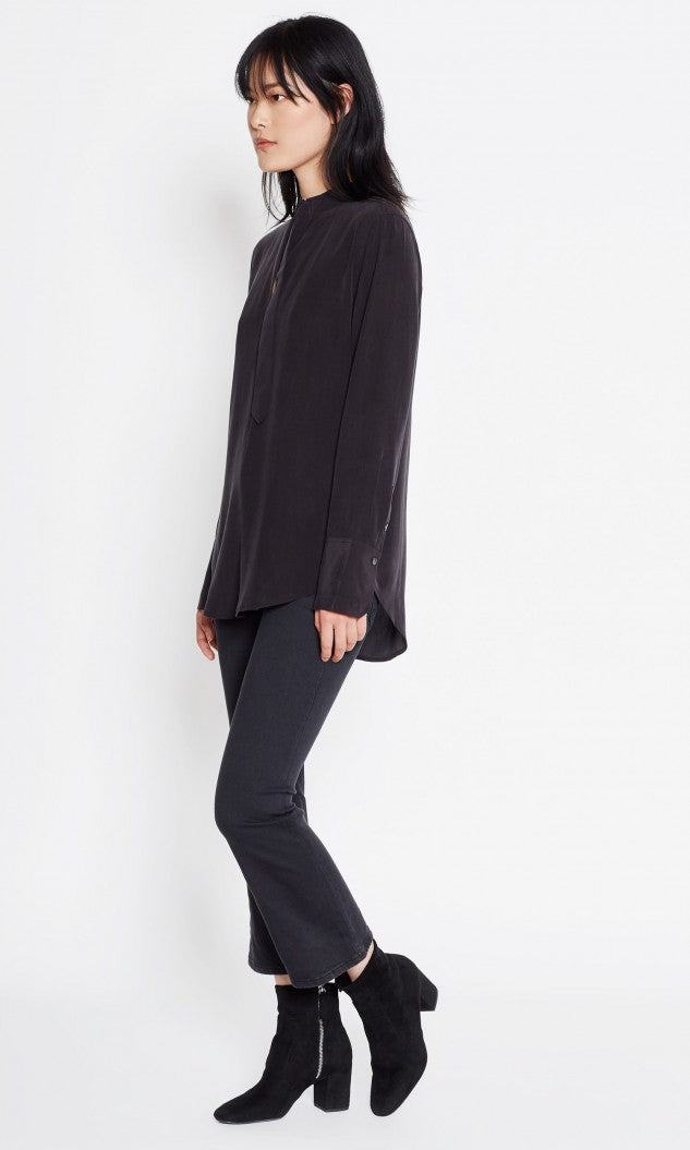 Janelle Silk Blouse in True Black