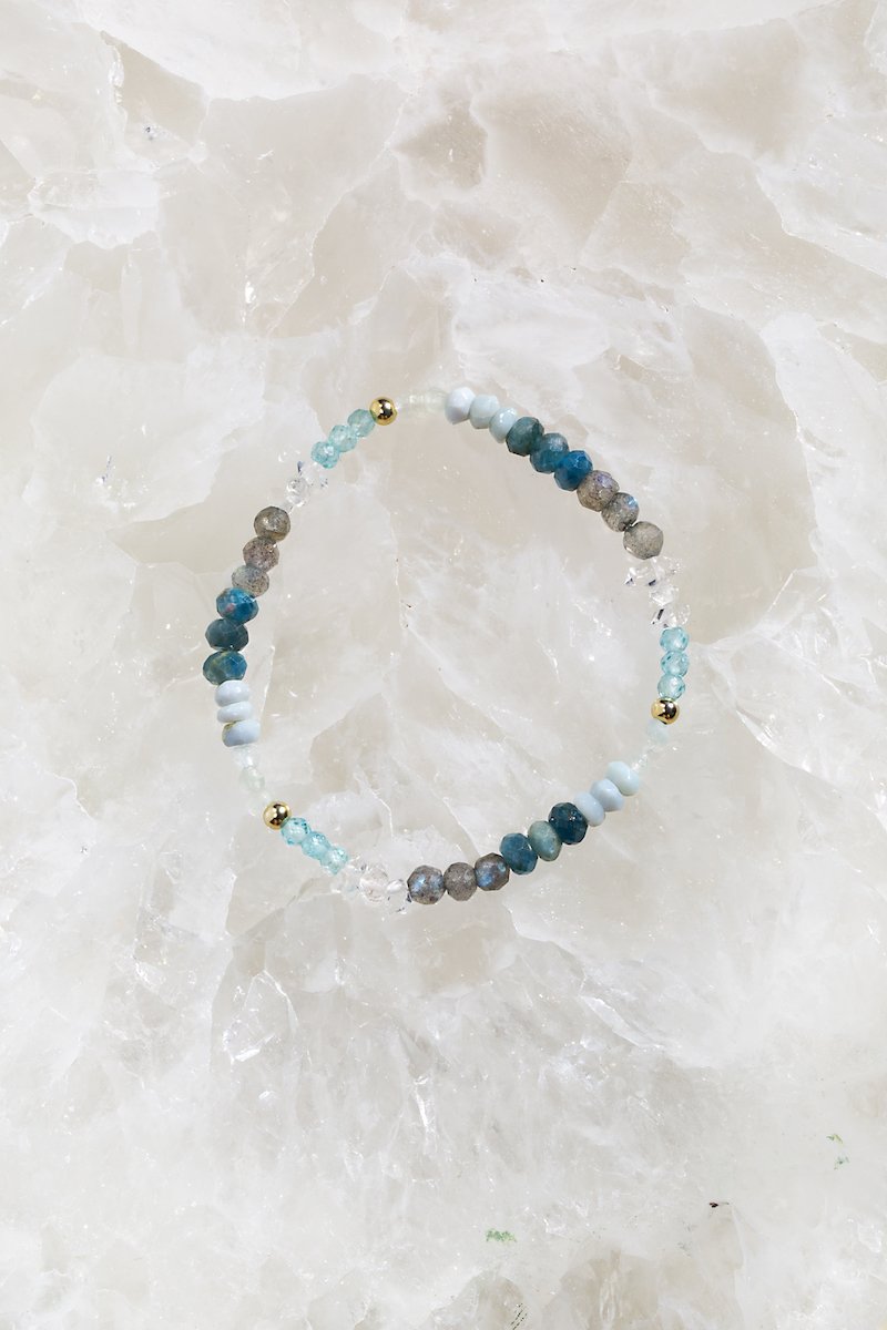 Native Gem Paradise Bracelet in Ombre Indigo