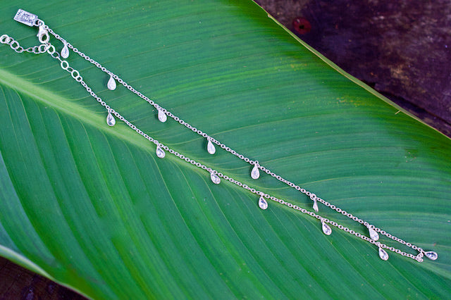 Native Gem Kiss Choker Necklace