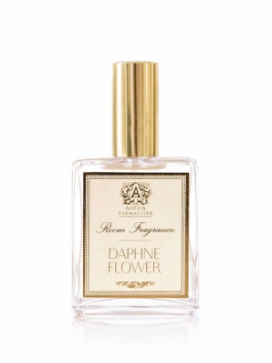 Antica_Farmacista_Daphne_Flower