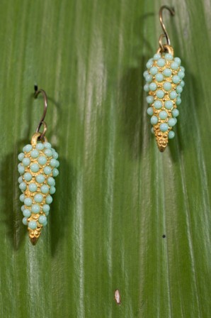 Linda_Levinson_Glass_Turquoise_Gold_Earrings