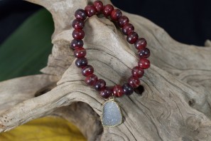 Mickey_Lynn_Ananda_Druzy_Bracelet_Red_Sandalwood 