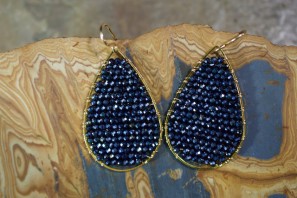 Sonya_Renee_Posh_Earrings_Black_Mystic